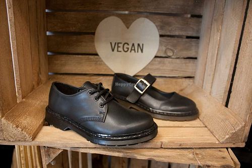 Shoezuu 3 Eye UK Shoe Black at Shoezuu in Gelsenkirchen