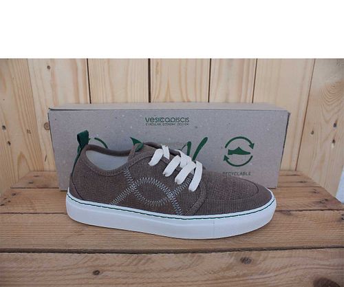 Vesica Piscis Footwear at Shoezuu in Gelsenkirchen