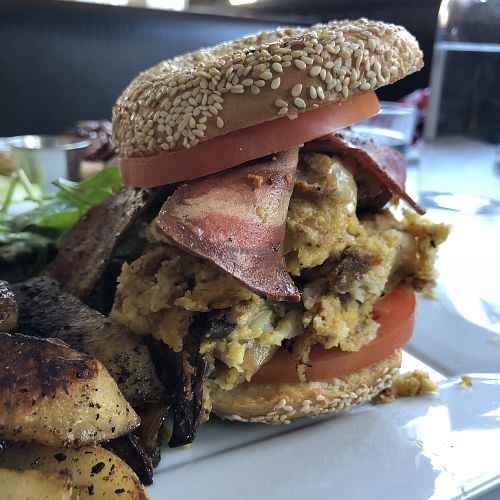 Bagel Vegano at Vegano in Montreal