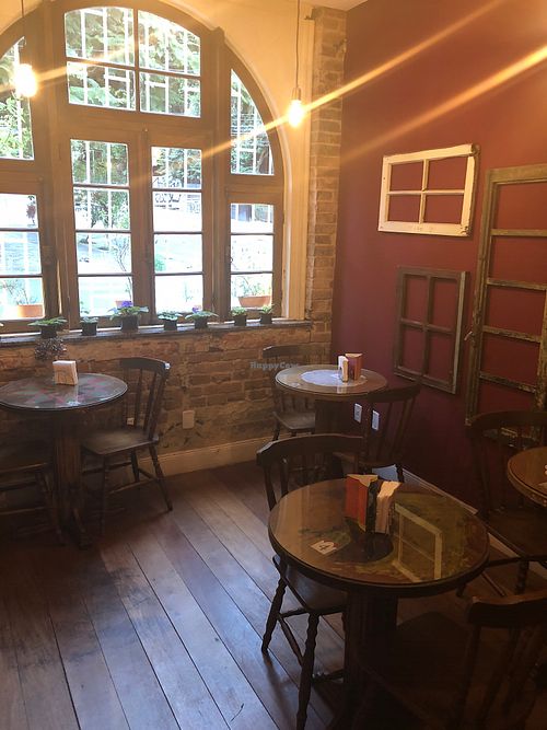 Nice room  at Mantra Gastronomia e Arte in Porto Alegre