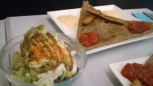 Casablanca galette and salad at Ty Veg in Perros-guirec
