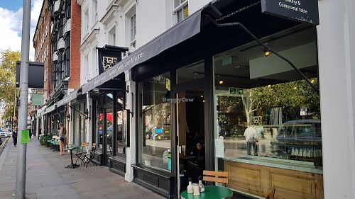 Outside at Le Pain Quotidien - Chelsea in South West London