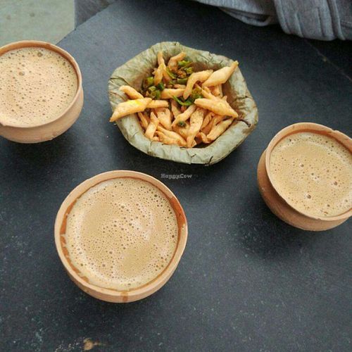tea with nimki at Balwant Singh's Eating House in Kolkata