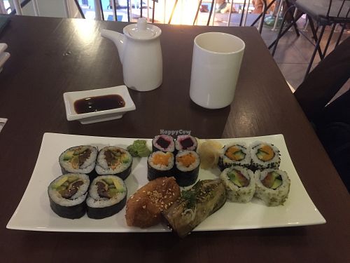 Lunch bento deluxe at MakiMaki Sushi Green in Cologne