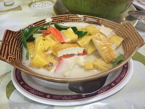 Pineapple Curry at Jungle Kitchen in Ao Nang