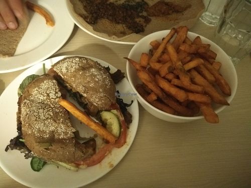 Dinner at Mooshka: showarma burger, sweet potatoes fries, Ethiopian dish at Mooshka in Amsterdam