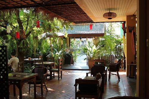 Garden cafe at Reform Kafe in Chiang Mai