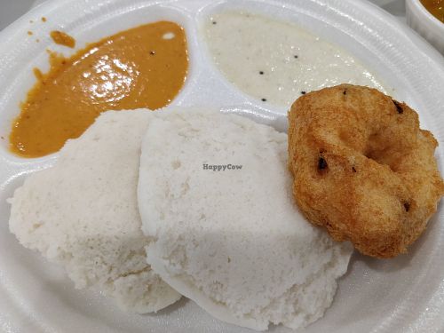 Idly and vadai set at SIN - Sri Murugan Bhavan - T2 in East Singapore