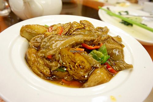 6 at Tung Fong Siu Kee Yuen 東方小祇園 in Hong Kong Island