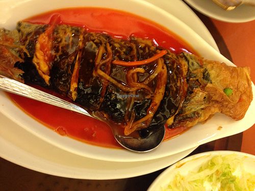 http://www.meetup.com/Meat-Free-Hong-Kong/photos/26395282/ 五柳黃花魚 Fish made of layer, bean curd sheets and mushroom in sweet and sour sauce at Tung Fong Siu Kee Yuen 東方小祇園 in Hong Kong Island