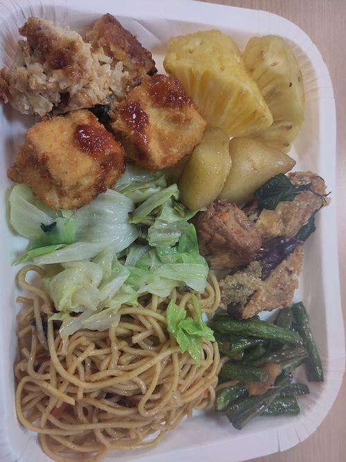Little bit of almost everything at Lian Yuan Vegetarian in Taipei