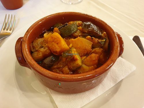 "Whatever is seasonal" - pot, fried in olive oil, garlic and thyme at O'Vrakas Taverna in Limassol