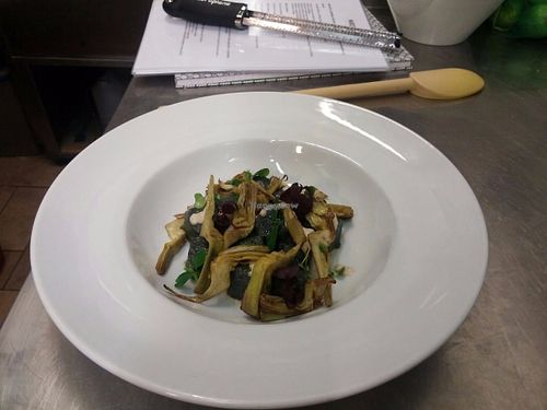 Gnocchi al carbone con carciofi sautè at Le Notti di Cabiria in Brescia