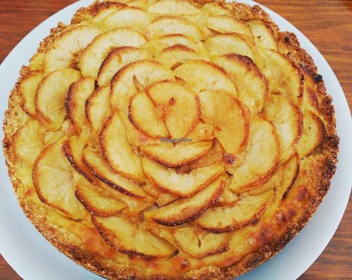 Vegan Apple pie at Cafe Bonjour in Lanzarote