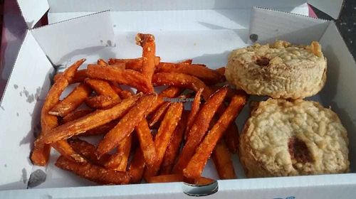 Batttered veggie haggis and sweet potato fries at Hooked in Glasgow