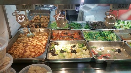 buffet spread at e Veg 益素食 - Serangoon Central  in Northeast Singapore
