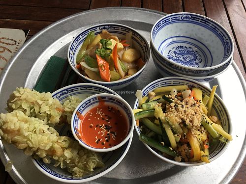 cripy tofu, mango salad, caramelised pears at 1990 Vegan Living in Berlin