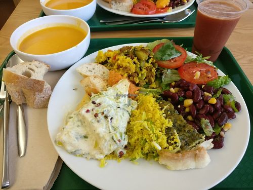 All the food at DaTerra - Bom Sucesso Markt in Porto