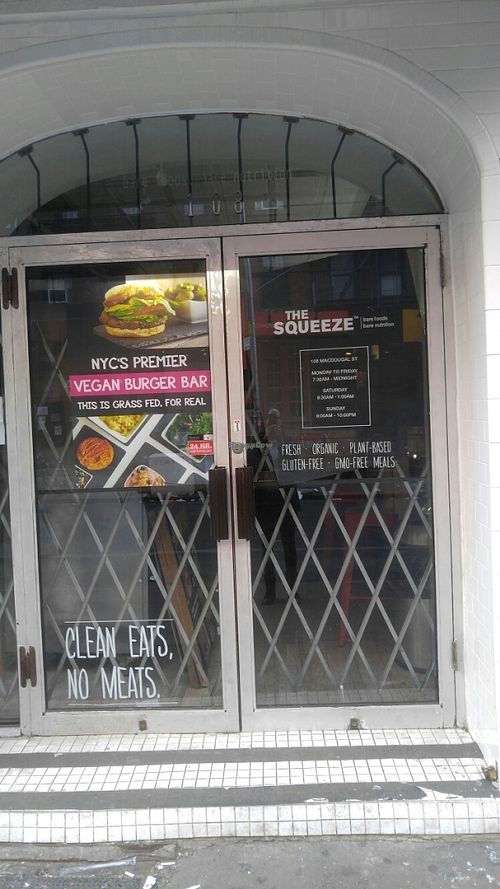 Closed when said to be open :( at The Squeeze - Burger Bar in New York City