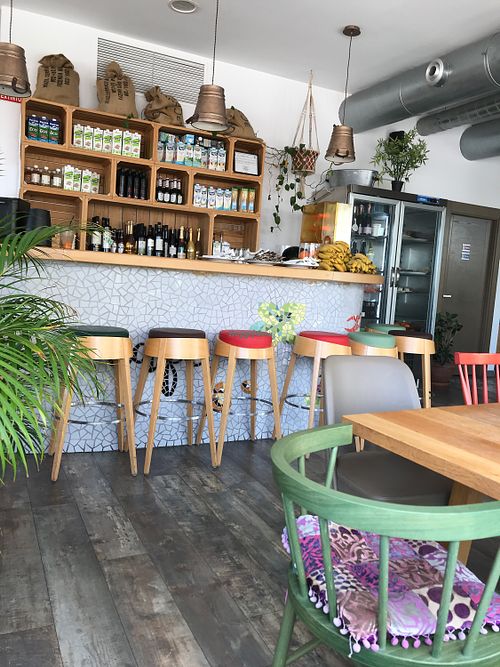 Drinks bar at Organic Cafe in Fuengirola
