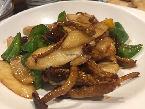 Mushroom and Chinese Yam stir-fry at Oriental Vegetarian 東方素 in Hong Kong Island