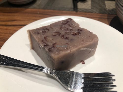 Red bean sweet cake at Oriental Vegetarian 東方素 in Hong Kong Island