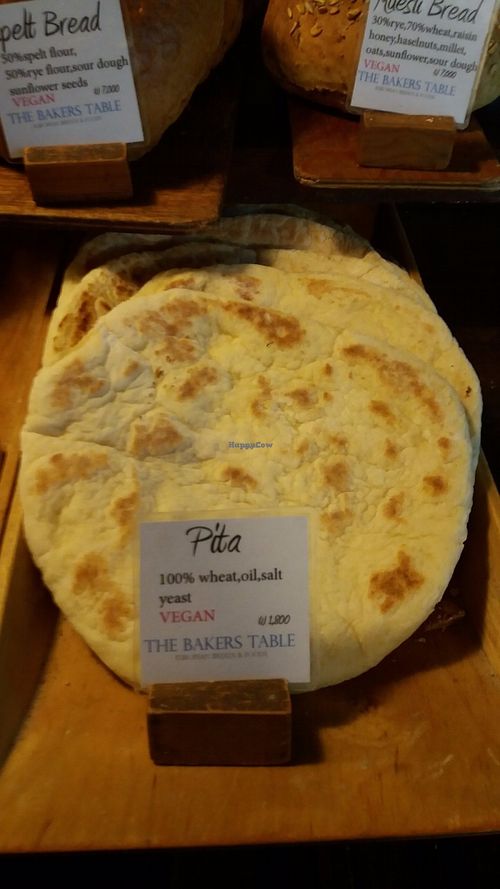 Fresh baked breads at The Bakers Table - 더베이커스테이블 in Seoul