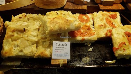 Fresh baked breads at The Bakers Table - 더베이커스테이블 in Seoul