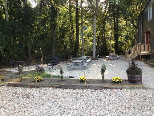 Outside at Crossroads Cafe in Sewanee