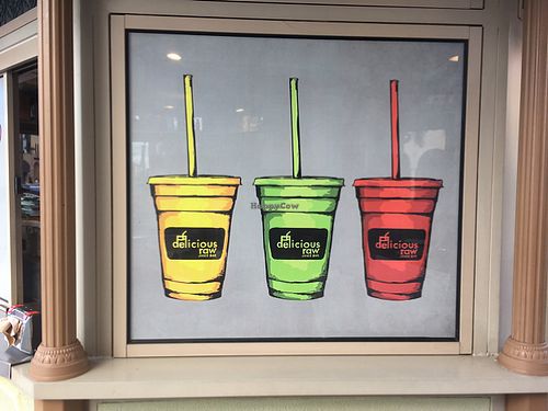 signage at Delicious Raw Kitchen and Juice Bar - maybe close in Estero