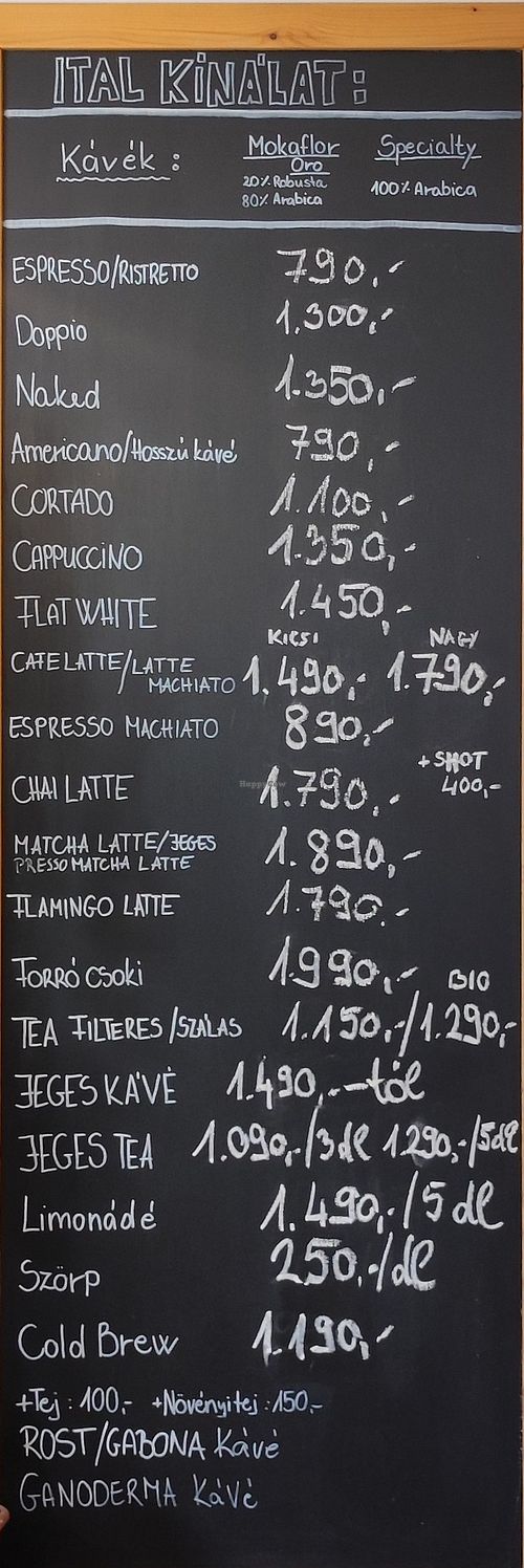 sokféle kávé van  at Vital Cafe & Bistro  in Gyor