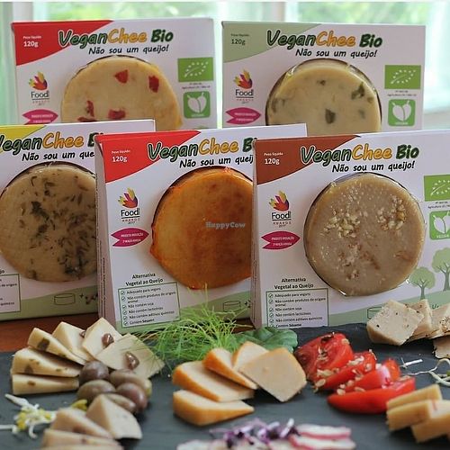 cheese at VeganChee in Gloria Do Ribatejo