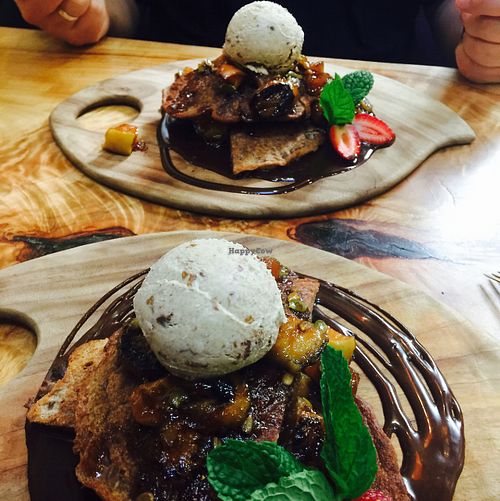 Diabetes-worthy breakfast at Elixiba in Byron Bay