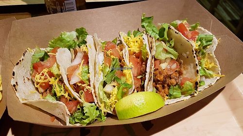 Tacos with cheddar at The Mexican Standoff - Pop-up in Paris