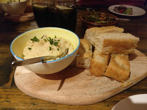Hummus at La Mama in Sheffield