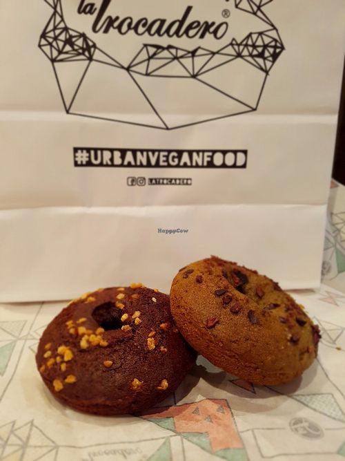 Matcha and chocolate donuts at La Trocadero in Barcelona
