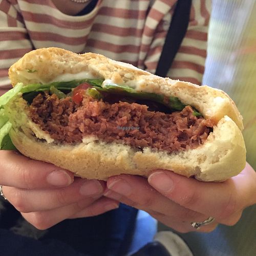 Beyond Meat Impossible Burger at La Trocadero in Barcelona