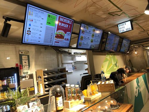 Menu/counter at La Trocadero in Barcelona
