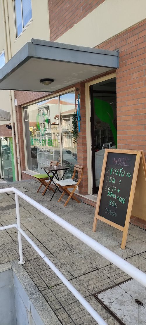 Entrada at EasyGreen Vegan Foodstore & Snack bar in Porto