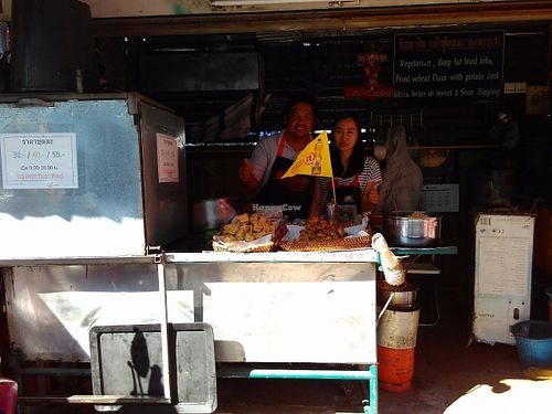 View from the front at Tue Kha & Fried Tofu - Food Stall in Chiang Rai