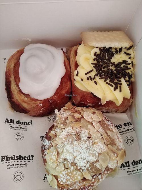 Various cinnamon rolls at Peas in Hasselt