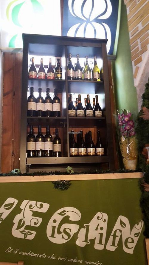 VEGAN WINE at JustVeggie in Siracusa