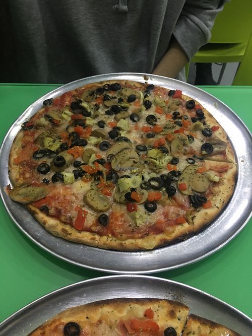 Vegan pizza “Campevegan” at Lapizzeria in Murcia