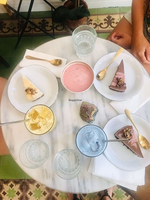 Matching colors at The Vegan Fairies in Nea Erythraia