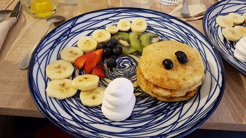 Pancakes at Chillin' Cafe in Madrid