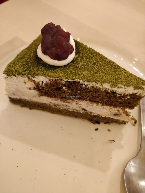 Macha cake at Chillin' Cafe in Madrid