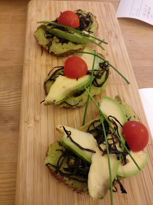 avacado toast at Le Pain Quotidien in Mons