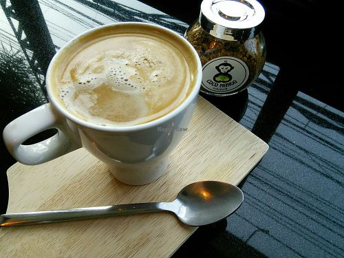 Almond milk latte at Coco Mango in Koh Chang