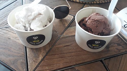 Vegan ice-creams at Coco Mango in Koh Chang