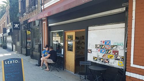 outside at Lento Market in Los Angeles
